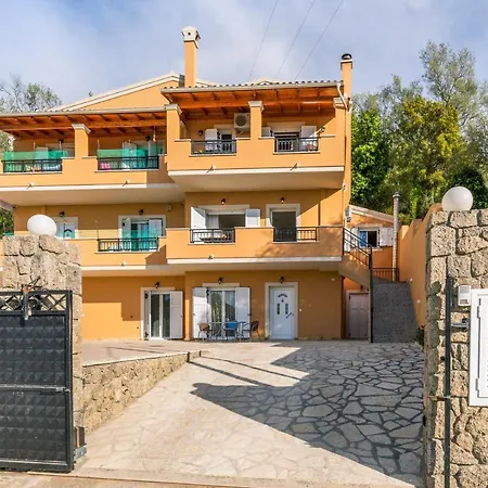Holiday home Dimitra's